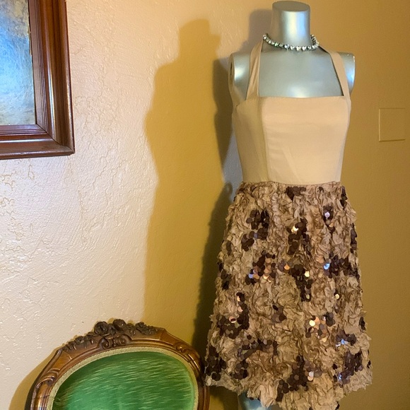 NWT Alice + Olivia Luella Wide Mauve Silk Dress.  Sz 8 - Picture 3 of 7